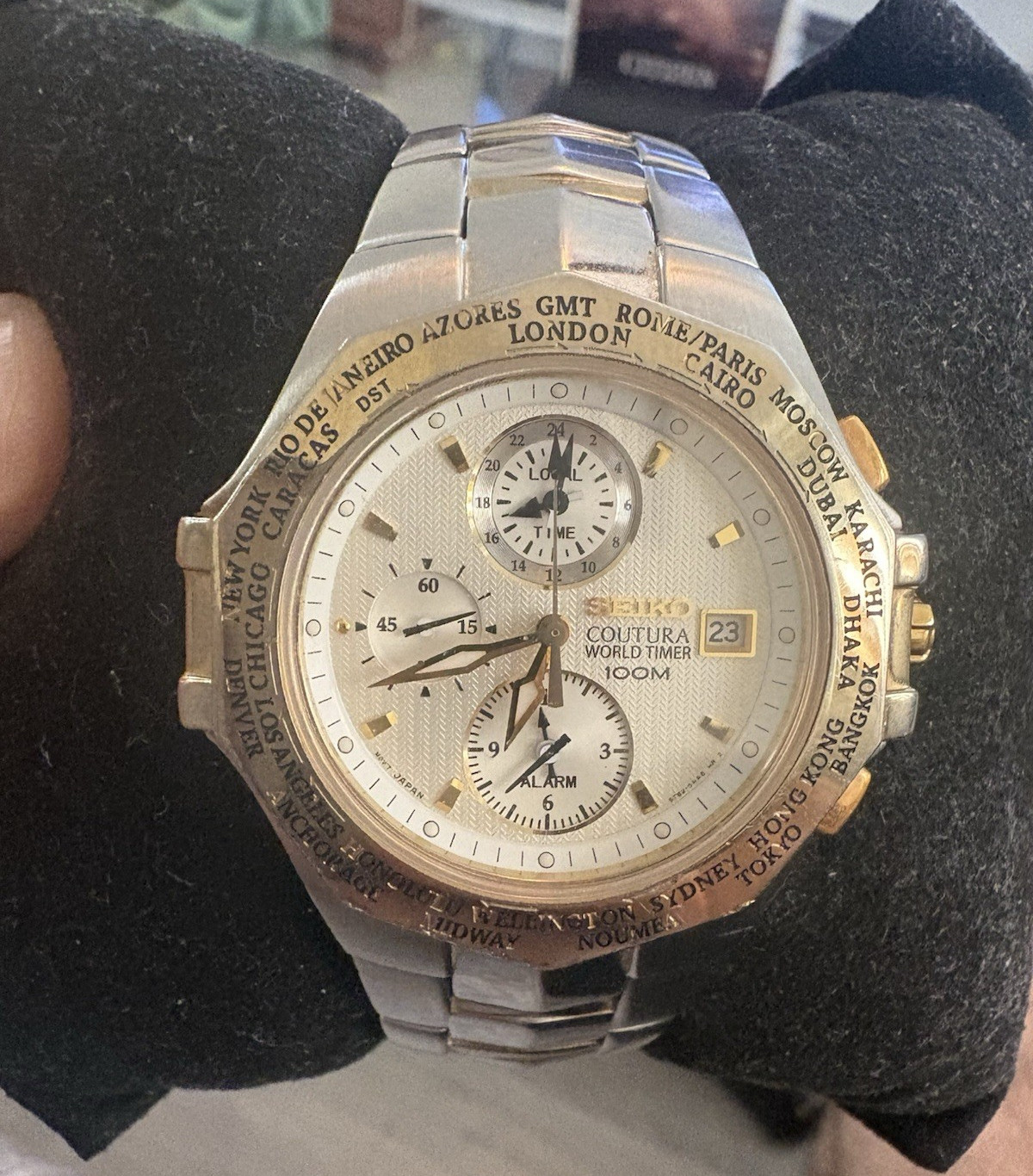 Seiko Coutura World Time Date Quartz Silver Dial SS Bracelet 42mm 100m