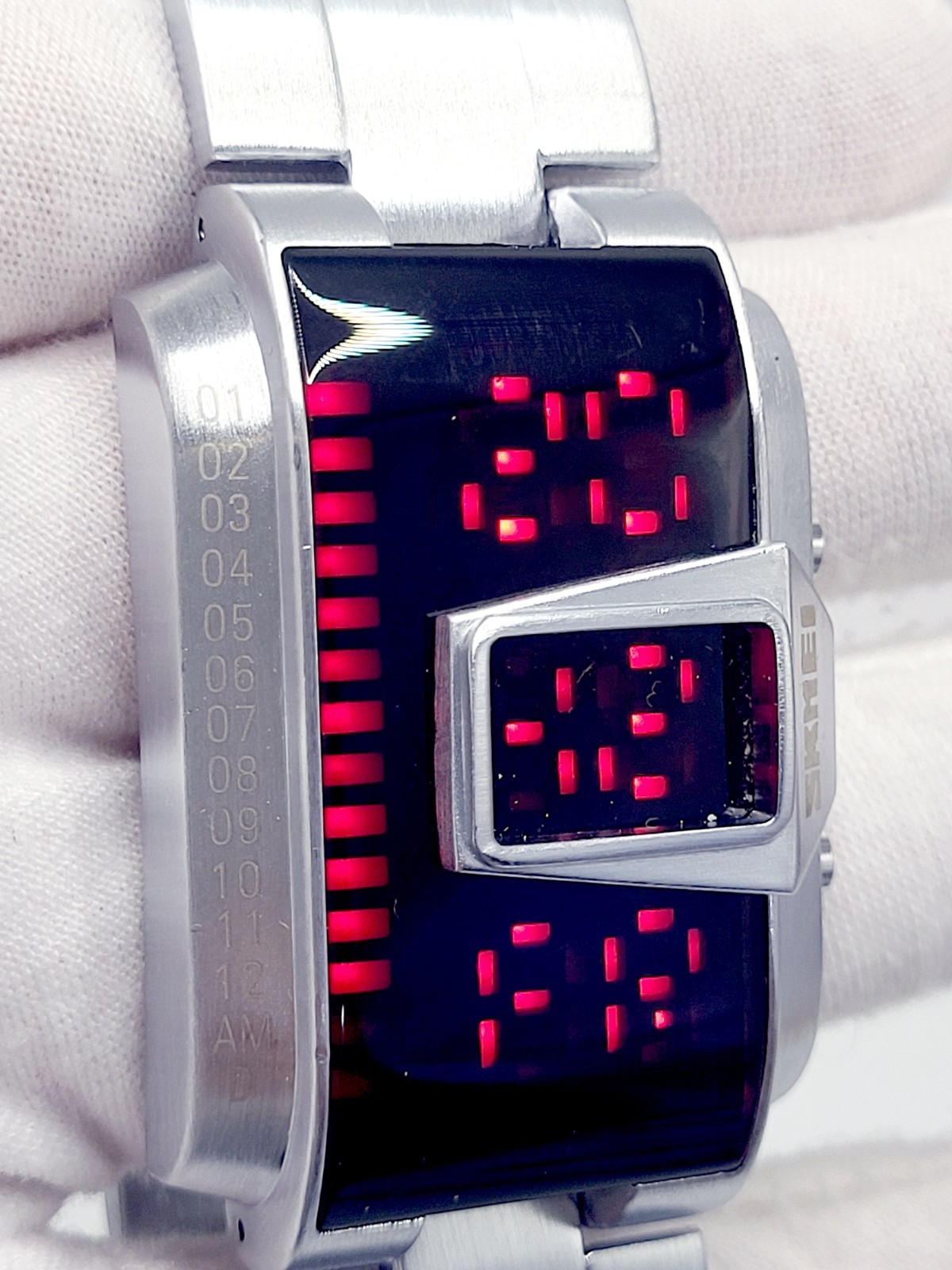 SKMEI 1179 Men’s Binary LED Watch Cyberpunk Silver Stainless Steel Digital Sport