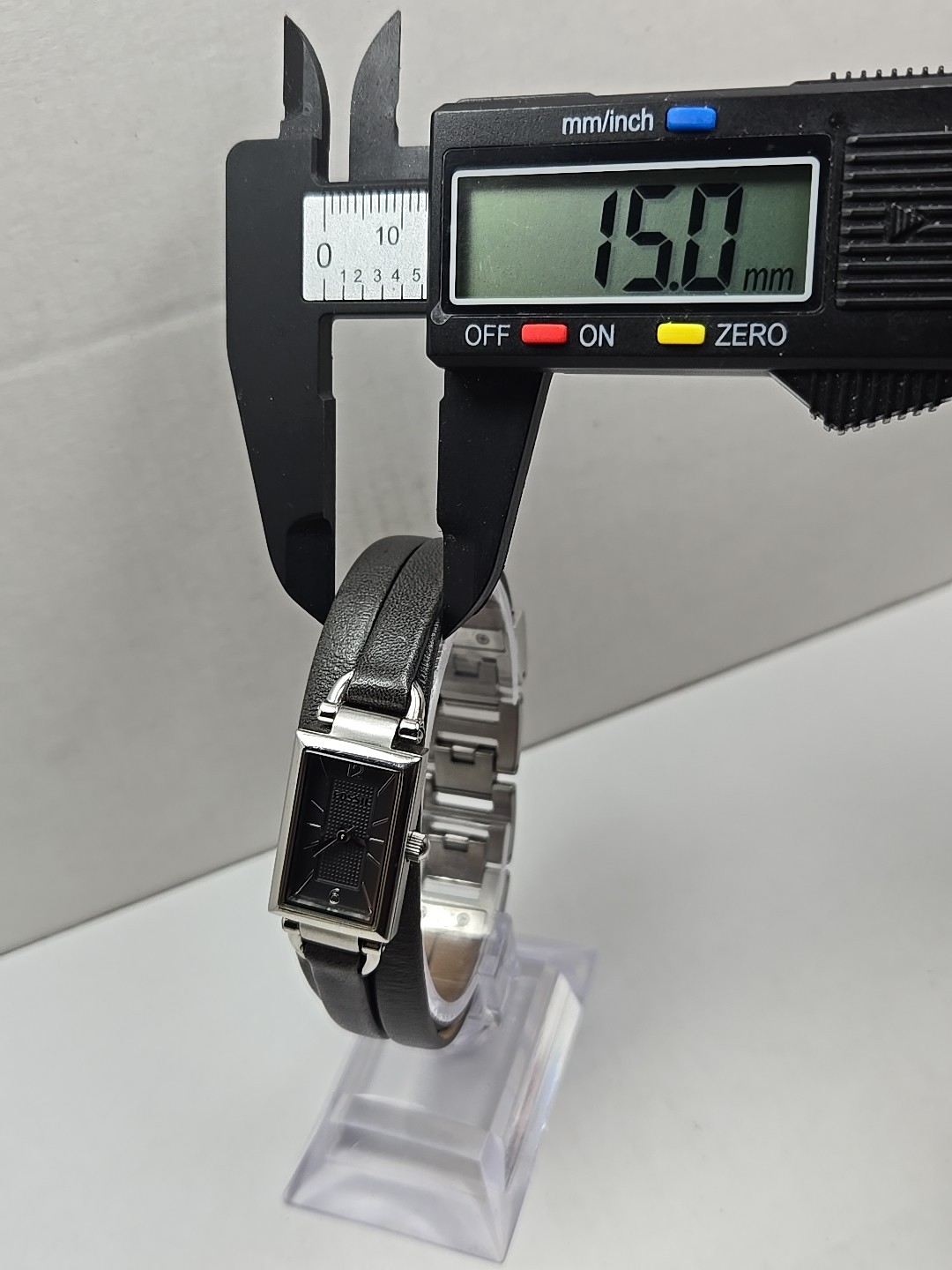 Fossil Delaney JR1371 Womens Gray Silver Tank Wrap Leather Watch New Battery