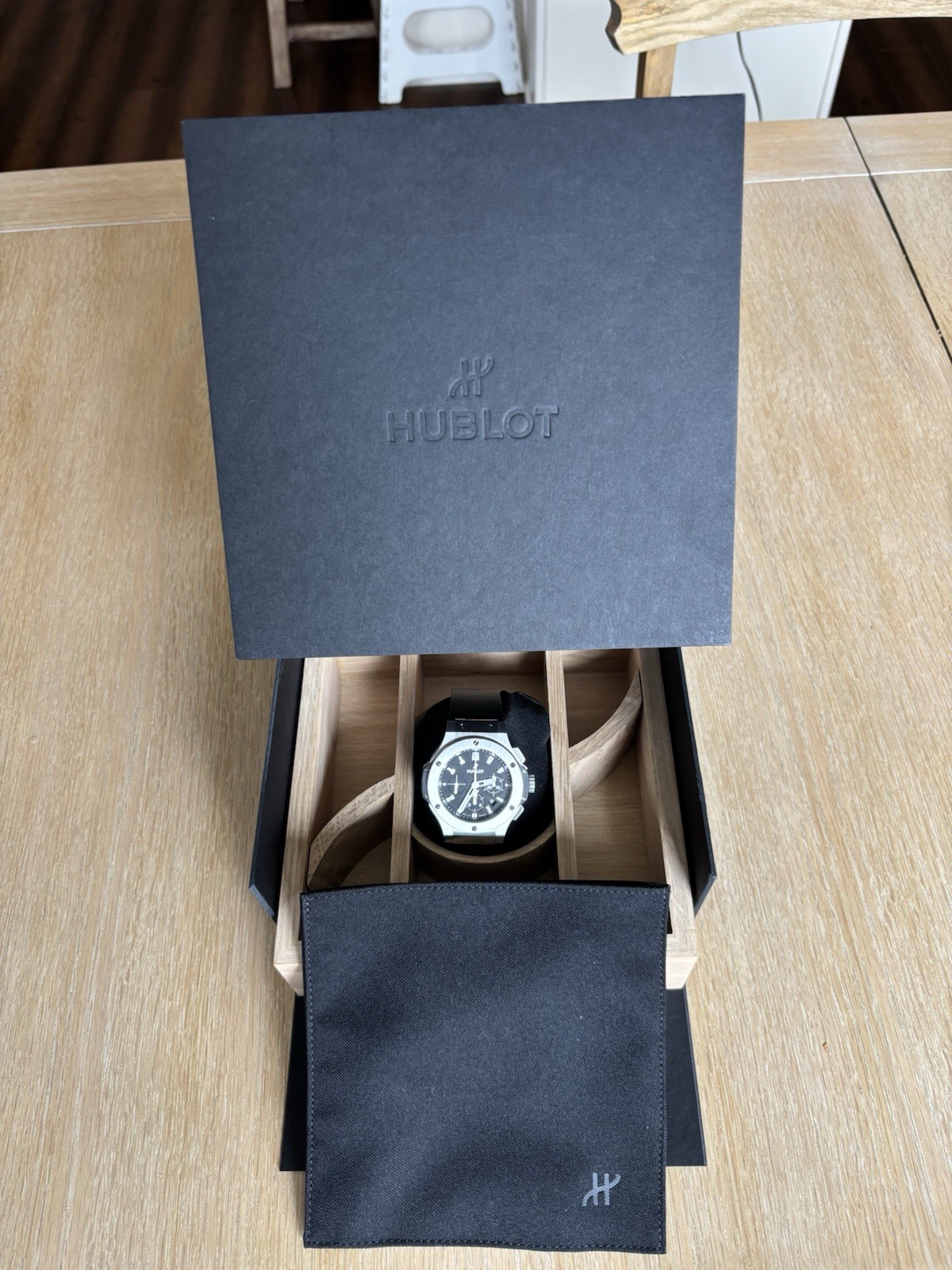 BRAND NEW unworn Hublot Big Bang 44mm Chronograph. Includes Hublot 5+5 warranty