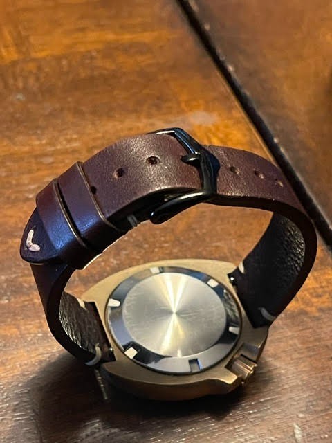 San Martin SN047-Q, Bronze Willard homage with beautiful green dial.