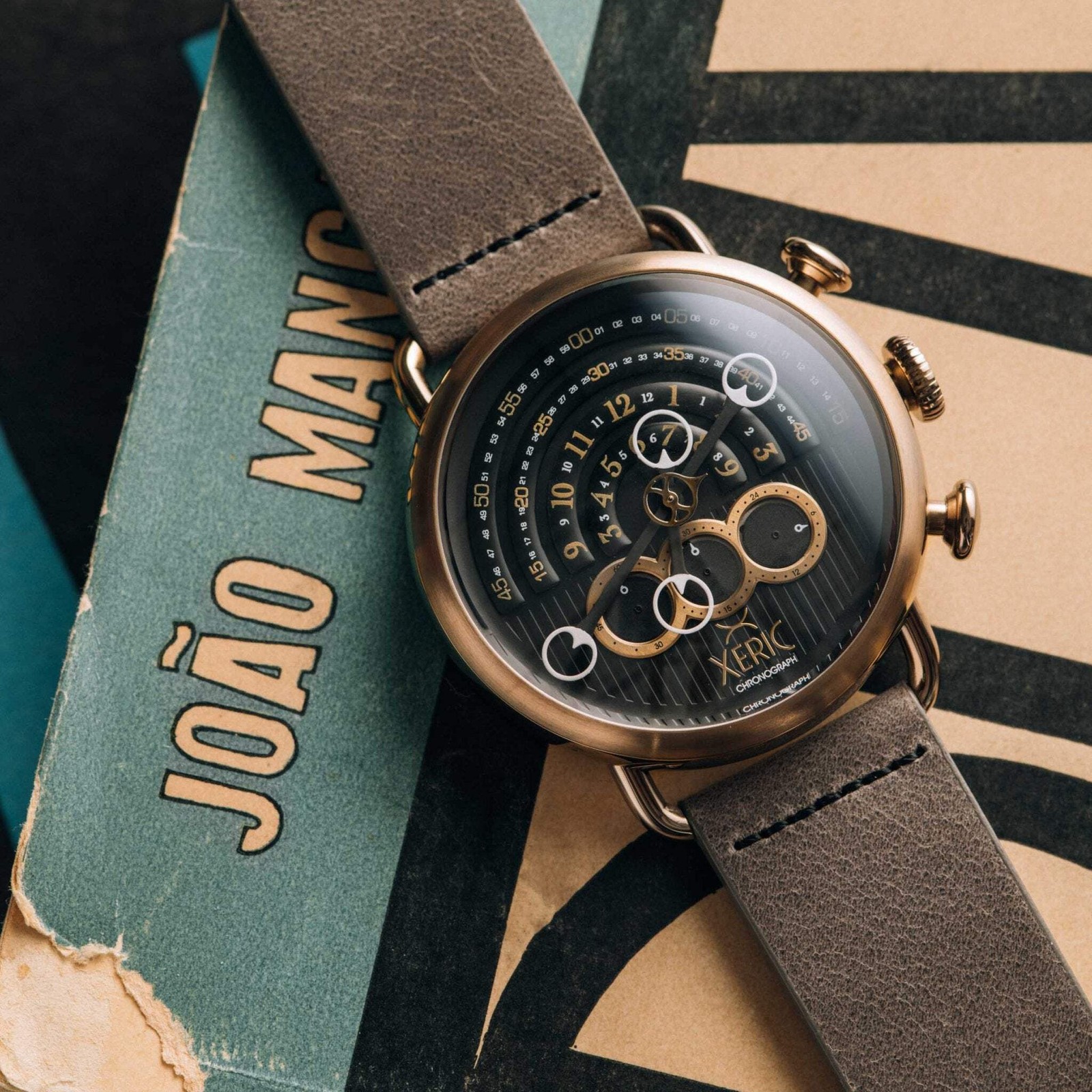 Xeric Halograph Chrono Sapphire Antique Brass Watch – Brand New