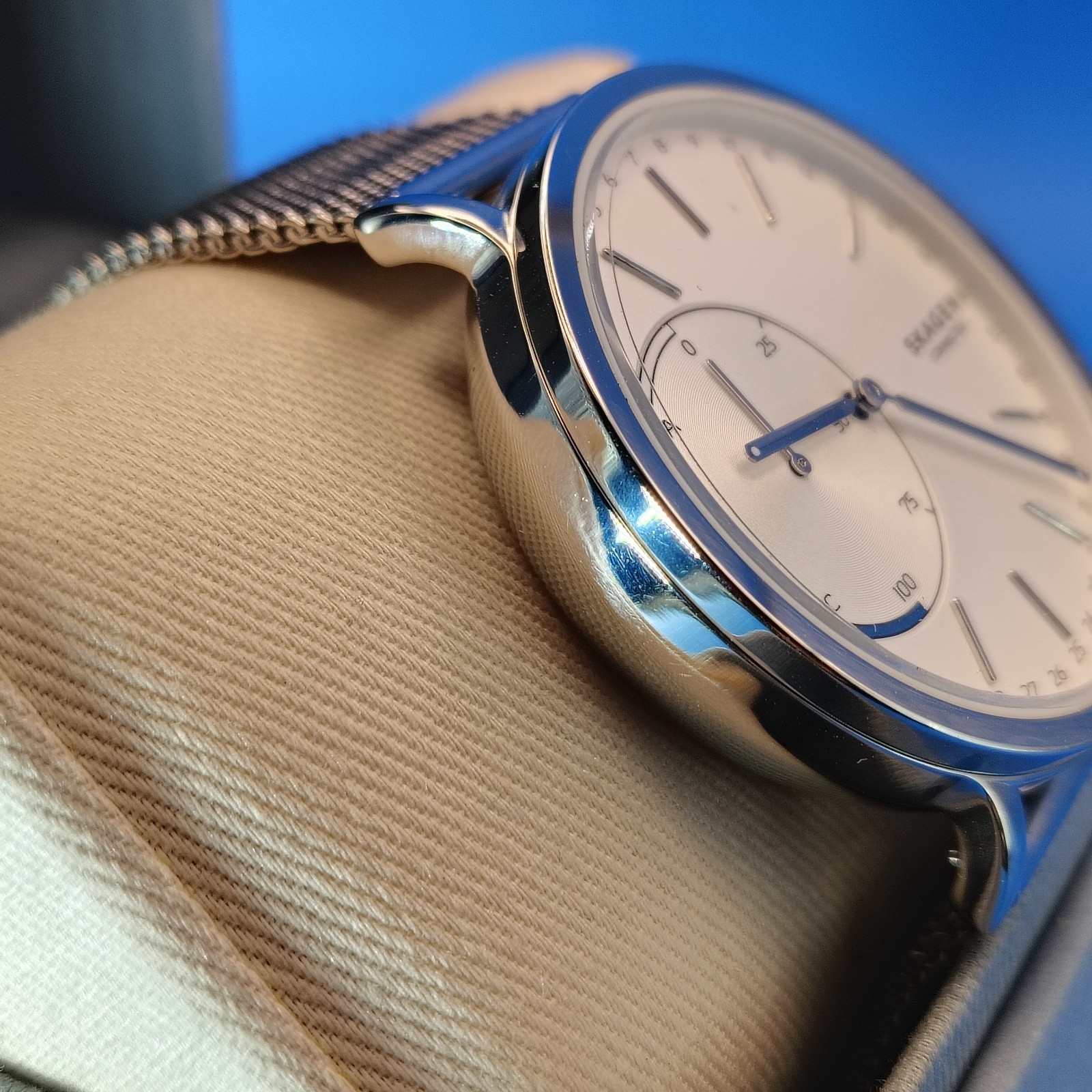 Retro 2017 Skagen Connect Hybrid Quartz Mens 42mm SMRT Watch W/ App Full Set