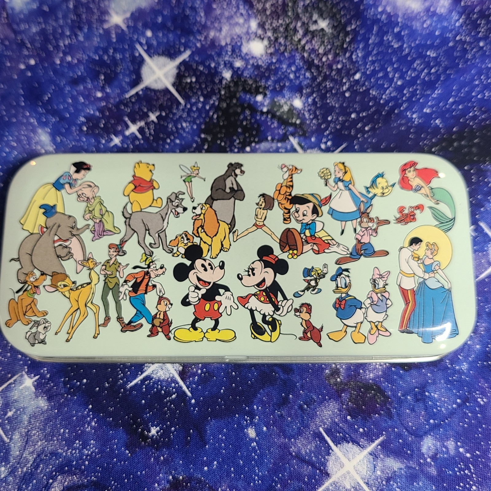 Disney Pooh Piglet Day Night Watch DS-82 Tin Box Papers Ready To Wear | Video