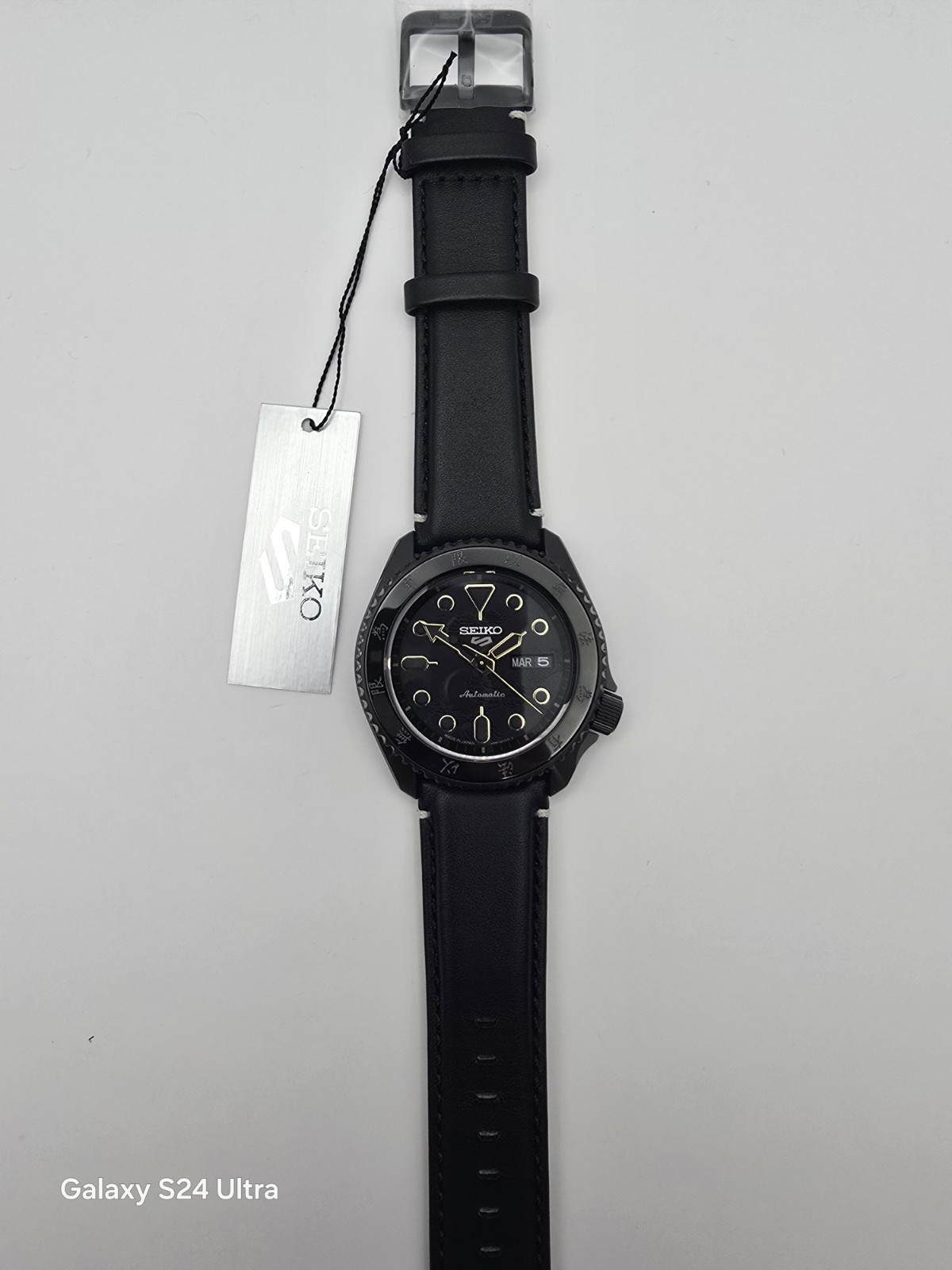 Seiko 5 Sports Bruce Lee Limited Edition Automatic 42.5mm 100m Box Extra Strap
