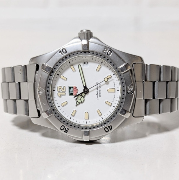 [NEAR MINT] TAG Heuer 2000 Professional WK1111-1 White 38mm Quartz Men’s Watch