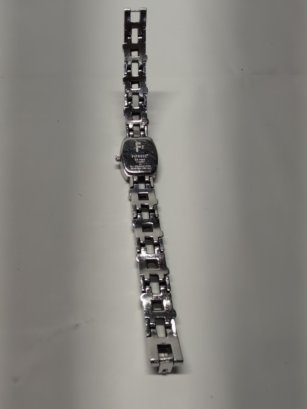 Fossil F2 ES9665 Wrist Watch for Women Stainless Steel New Battery