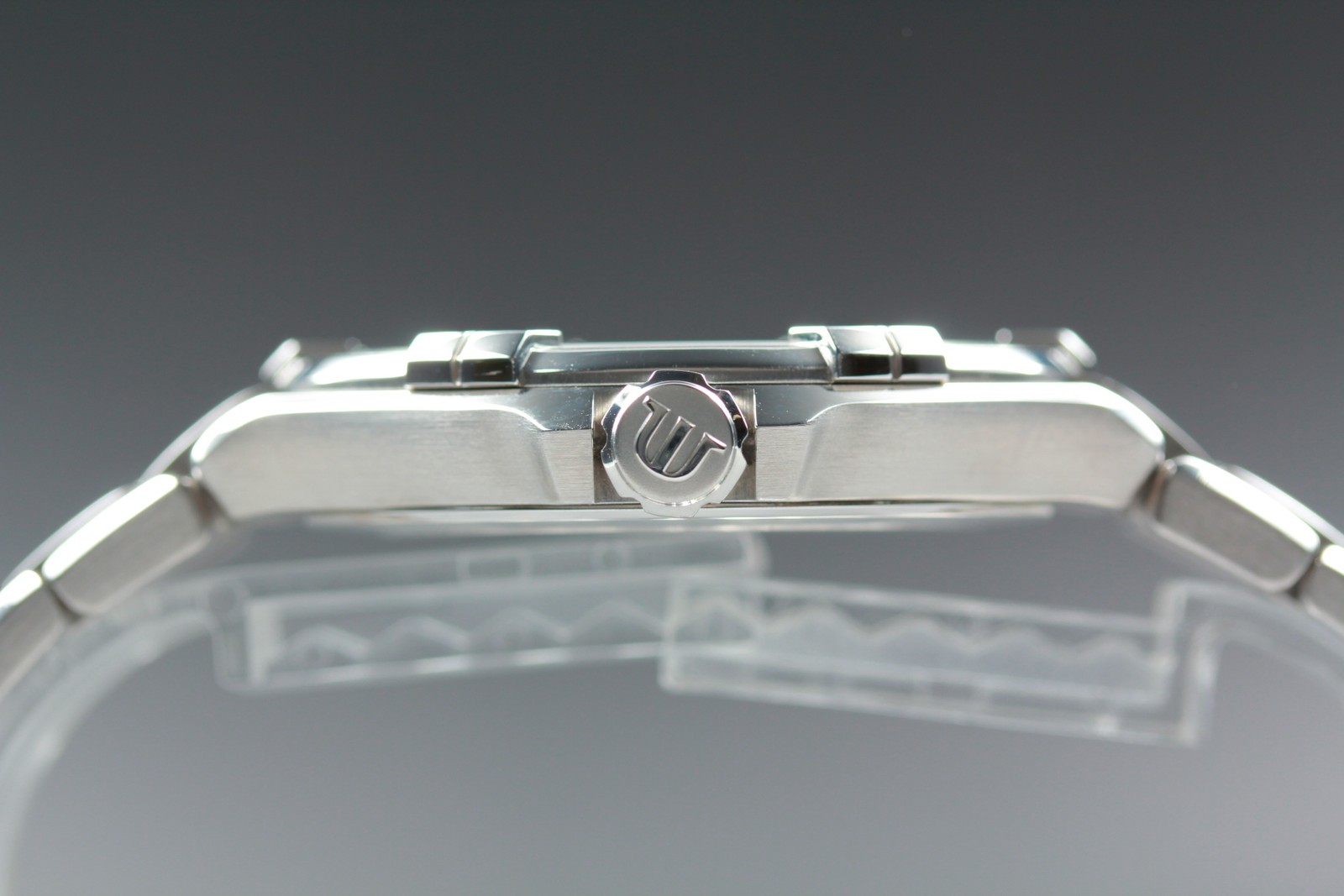 Maurice Lacroix Aikon AI1008 Black SS Date Quartz Swiss Made Watch [Box Damaged]