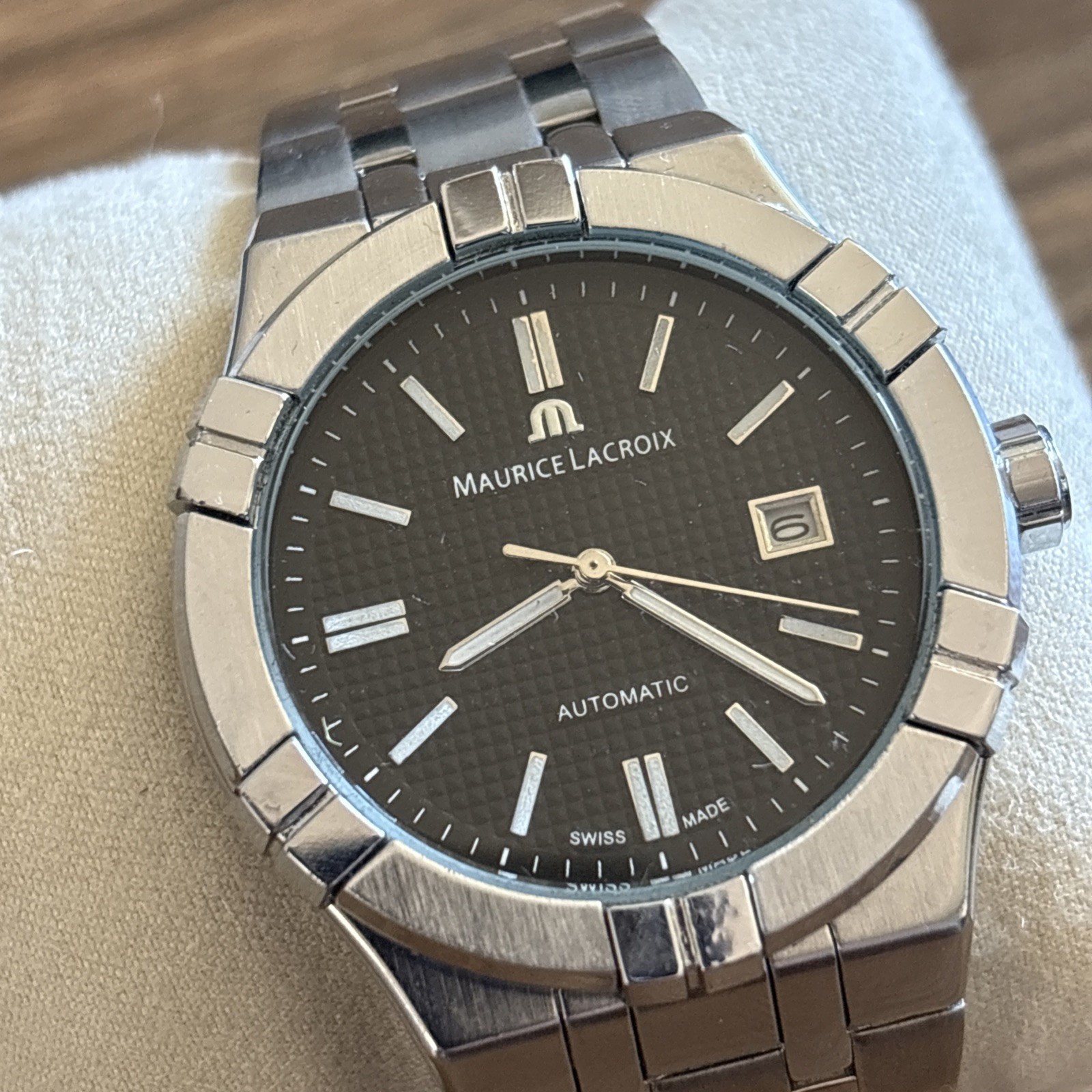 MAURICE LACROIX Aikon Automatic AI6008 42mm Black Dial Steel