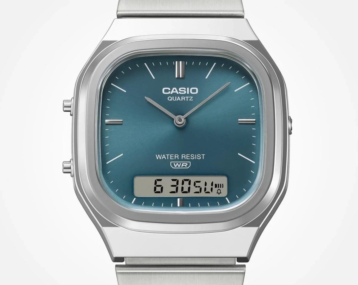 CASIO AQ-240E-3AJF Classic Series Digital Analog Watch Green Retro Modern 2025