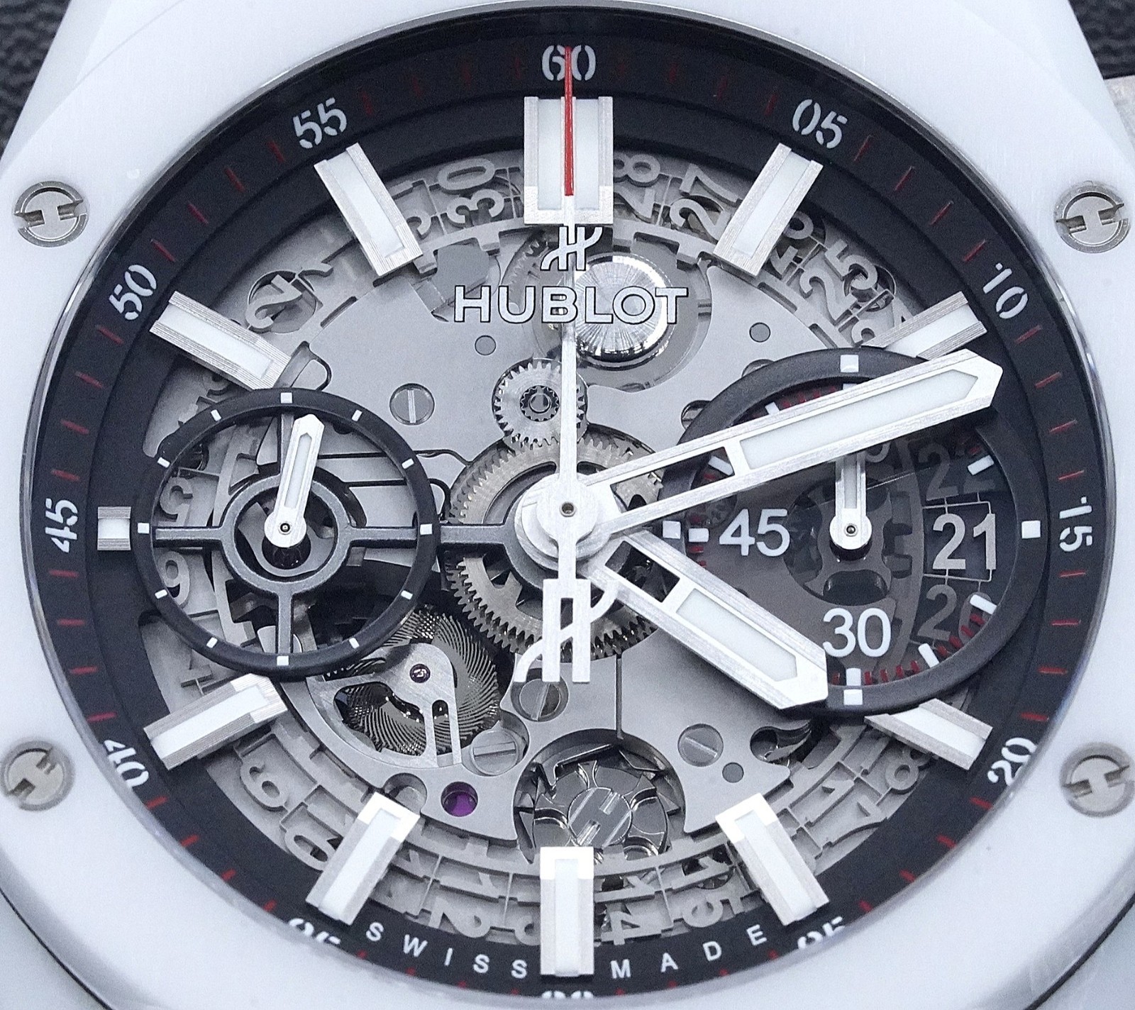 Hublot Big Bang Integrated White Ceramic 42mm *5 YEARS WARRANTY!* 451.HX.1123.HX