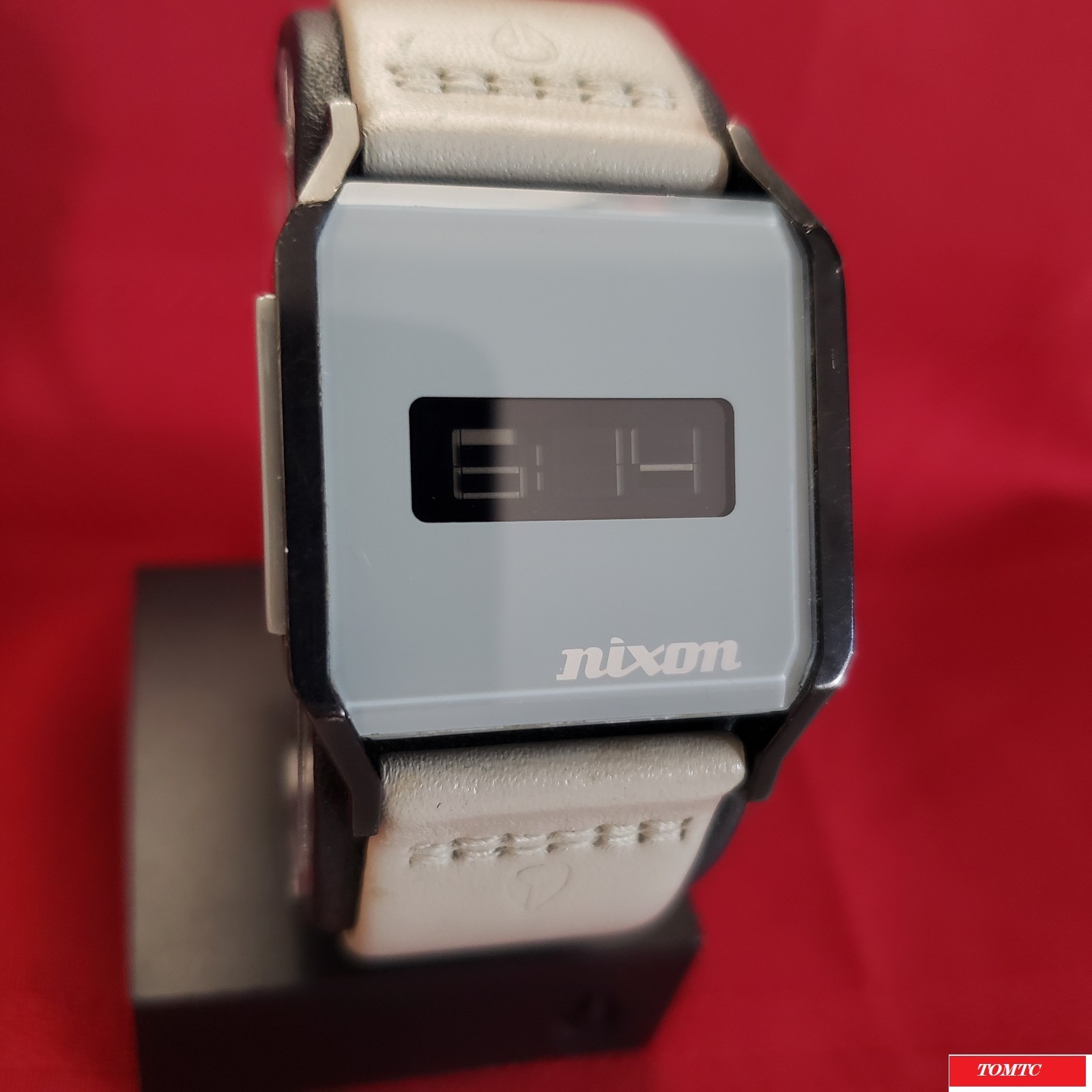 Nixon “The Atom DL” (Black & Grey) 30M China Movement w/ Backlight [7K]