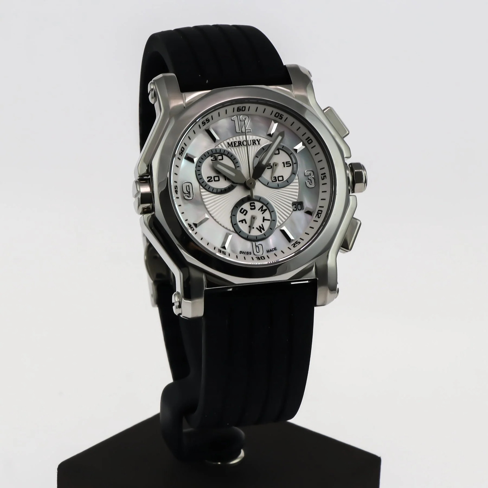 Mercury – Swiss Chronograph Swiss Quartz 42.5mm. ME1075 30m (3 ATM, 100 ft)
