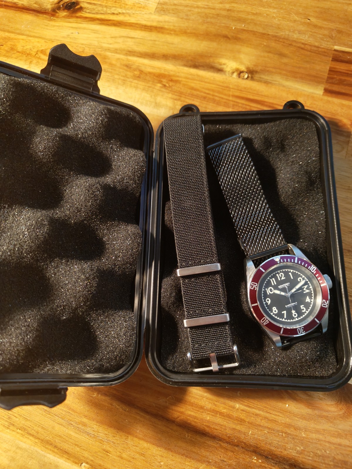 Monterey Blackstream X Luna Automatic 41 MM Diver Lume Monster Extra Strap