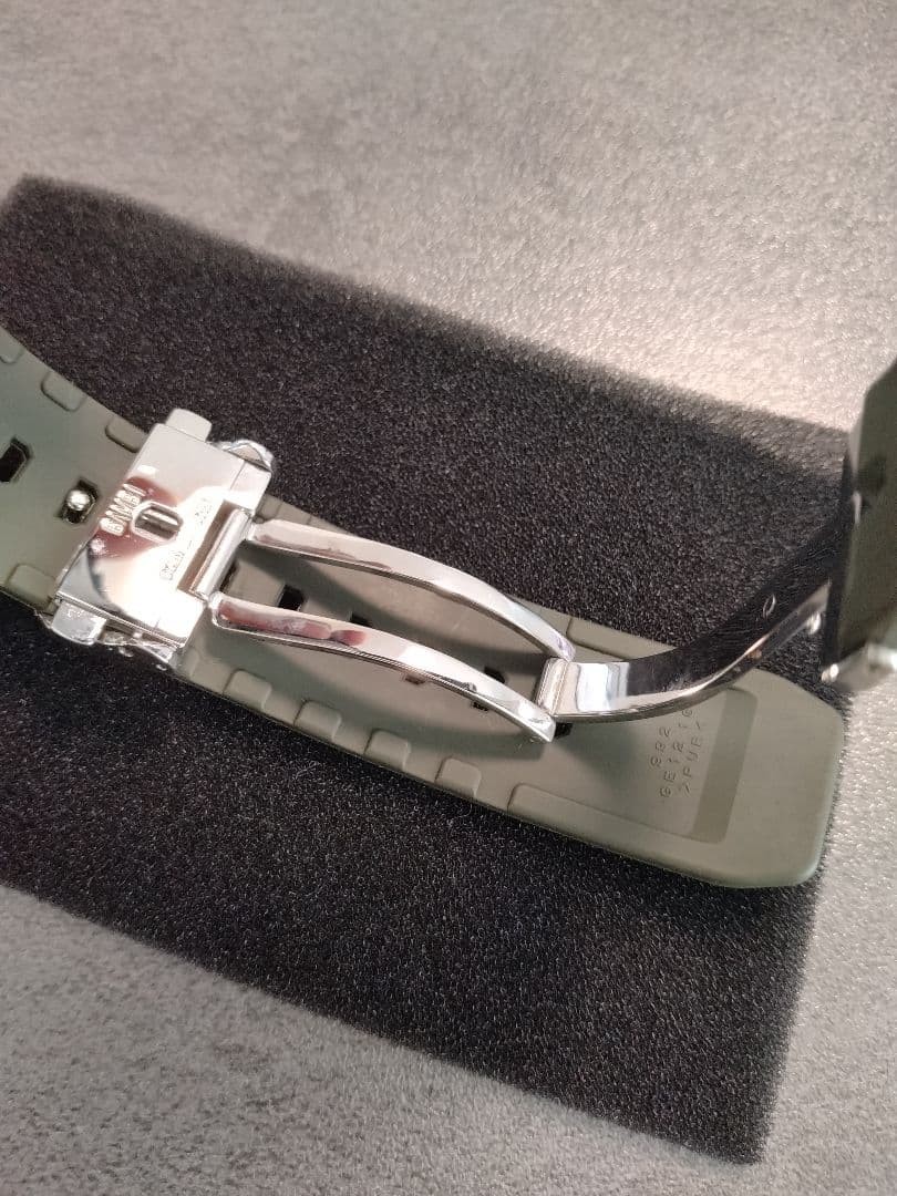 (103) [Good condition, custom belt] G-SHOCK GM-2100B Green