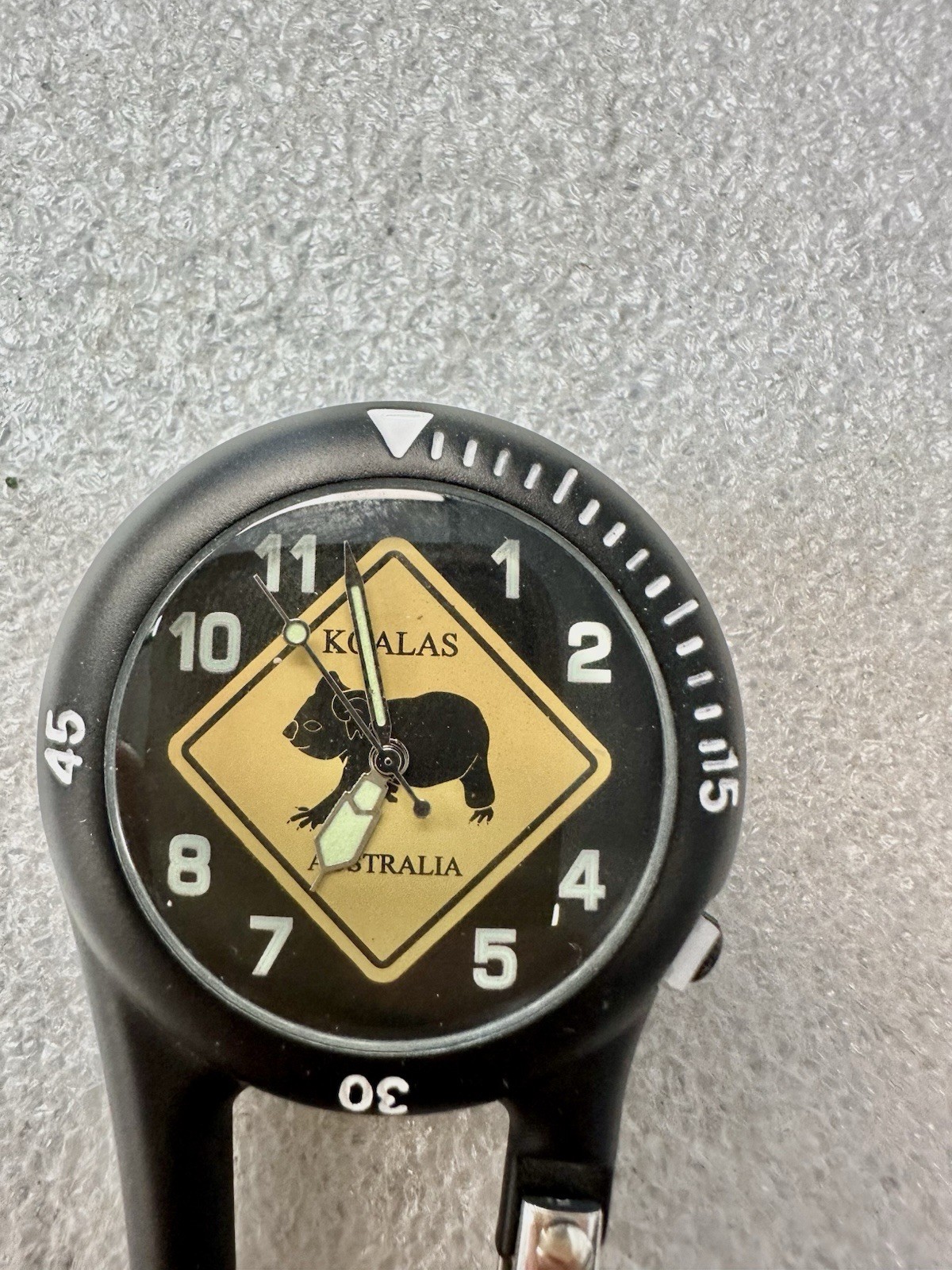 Working KOALA Australia Ozzie Time Carabiner Glow Hands Watch