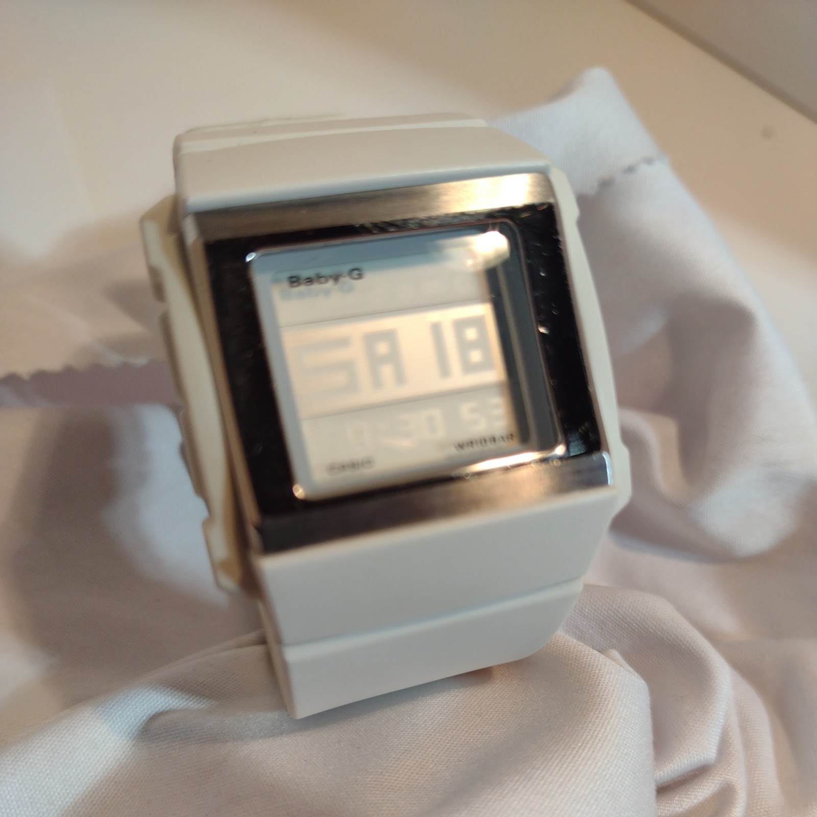 Casio Baby-G 3085 BG-2001 Square White Digital Wristwatch Water Resistant 10 Bar