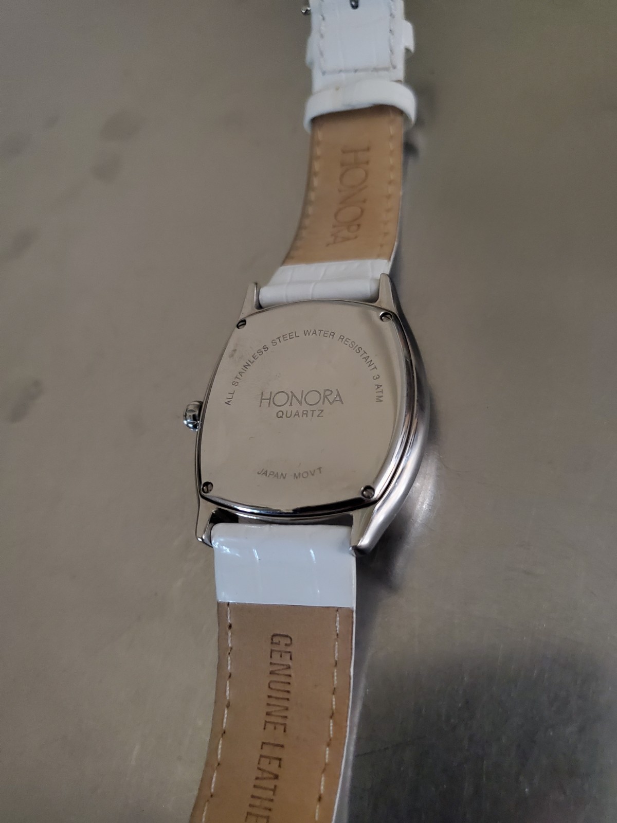 HONORA Women’s Watch Analog Quartz Date Multicolor Indices White Leather 36 mm