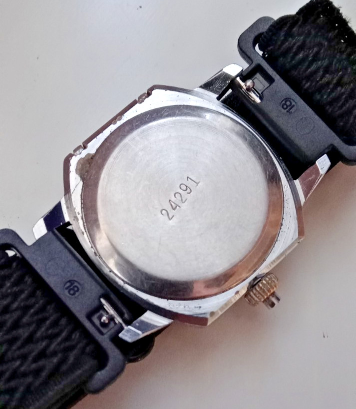 Vintage Soviet mechanical men’s Raketa watch for the blind. USSR. Running