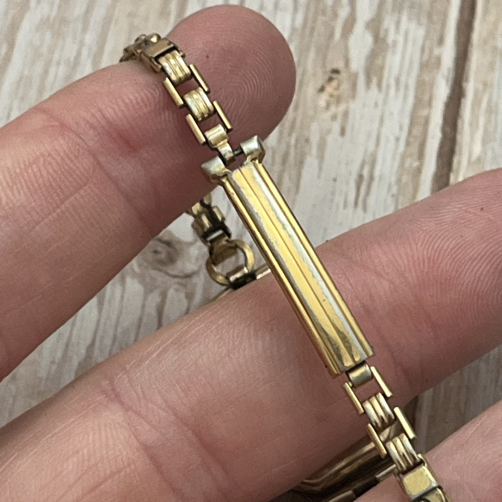 Art Deco 1922 Elgin 10/0s Grade 447 B&B Royal Gold Filled Ladies Wristwatch