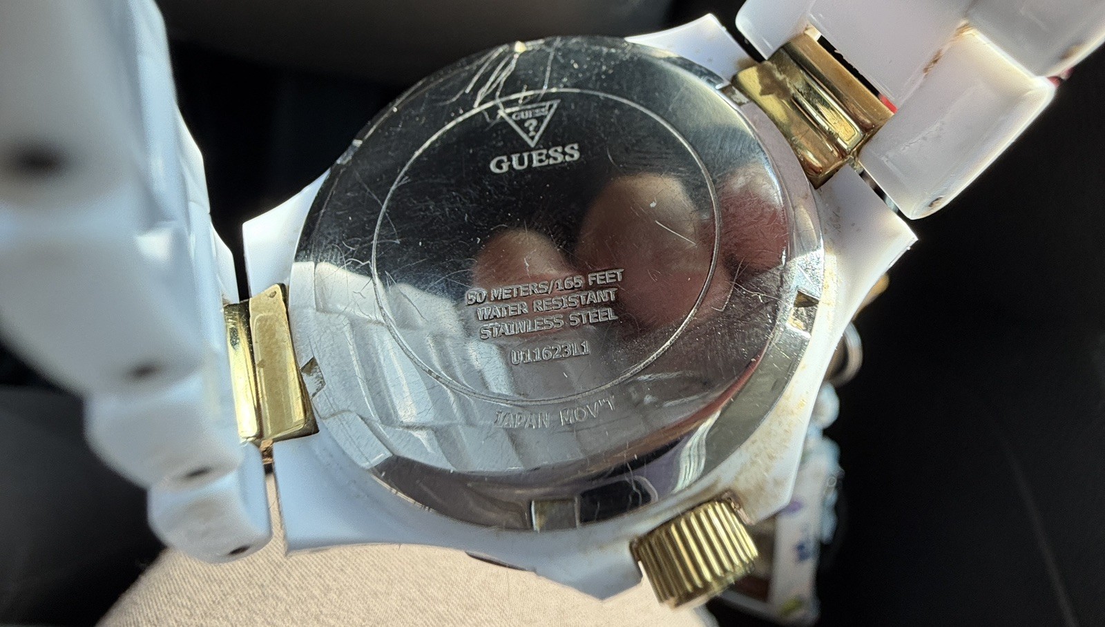 GUESS Watch U11623L1 White Polycarbonate GoldT & Crystals Battery Options-Read