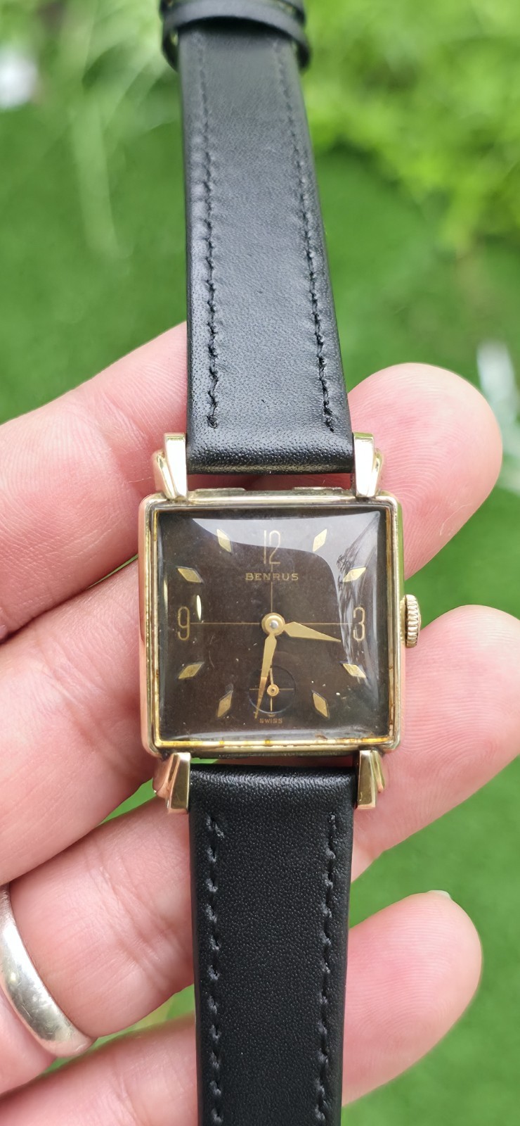 Vintage Benrus Crosshair Brown Dial Cal DM21 Men’s 26mm Wind Up Tank Watch