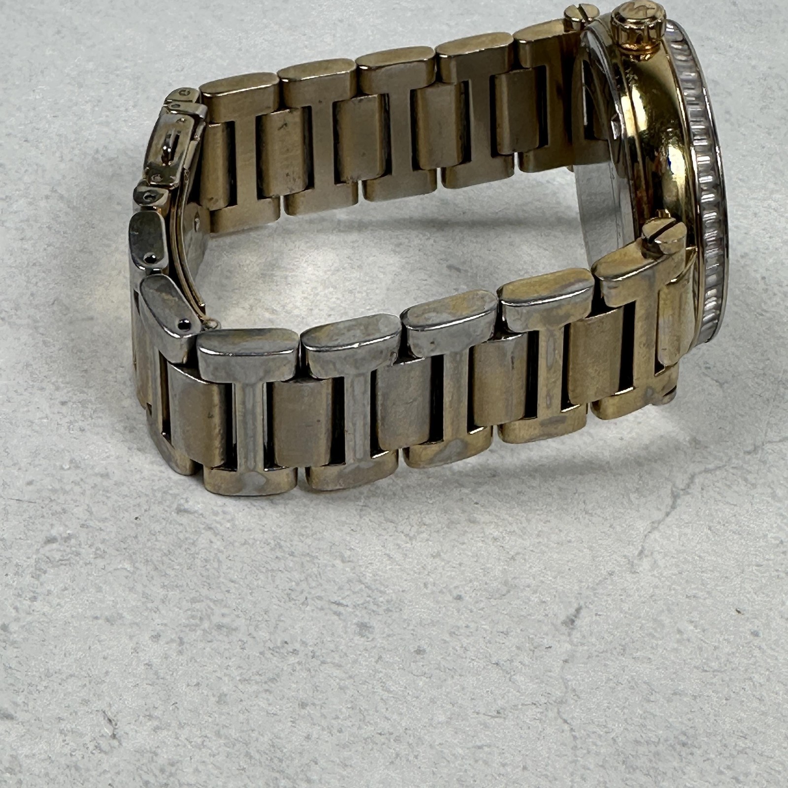Michael Kors Watch Womens 40mm Champagne Dial Crystal Bezel Skylar Gold Tone