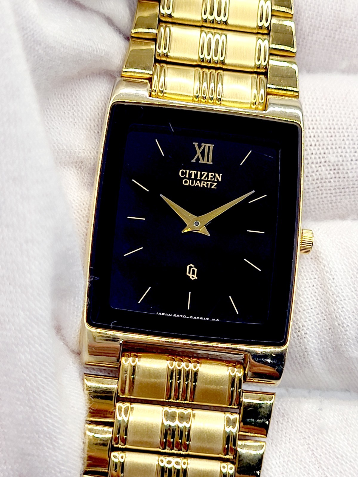 [N. MINT] 1987 Citizen Tank Quartz Men’s Watch Black Gold Tone New Battery 7.7″