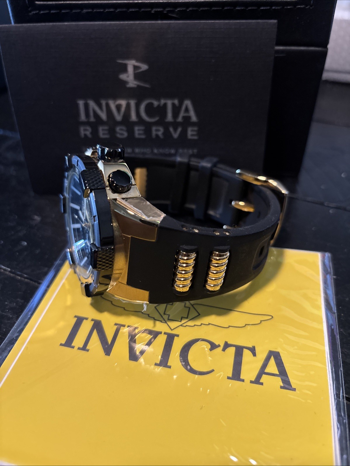 Invicta Men’s Invicta Aviator model 23693 Watch (PREOWNED)