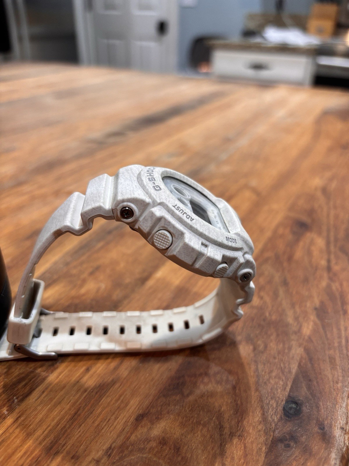 Casio G-Shock GD-X6900HT-7 White Digital Watch 3420 Shock Resist 200M