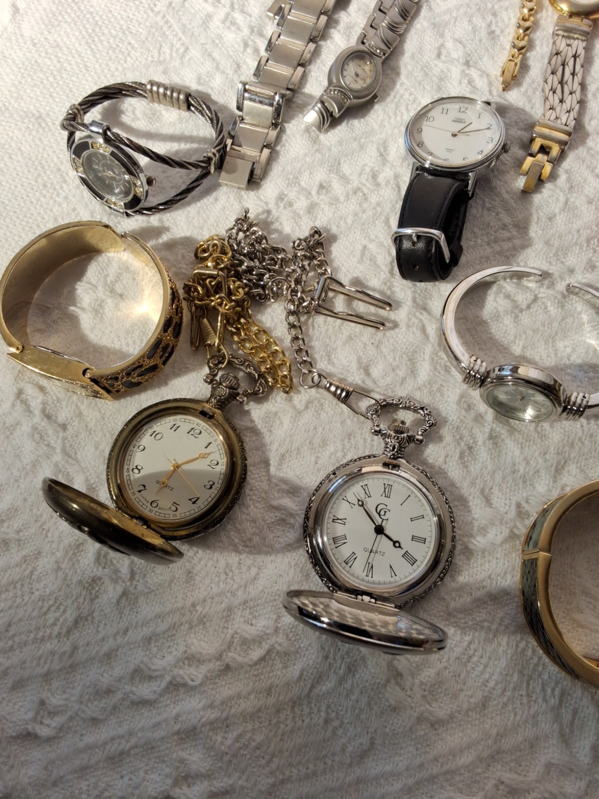 Watch Lot Untested 18 Count + Extra Bands, Over 2 LBs See Description