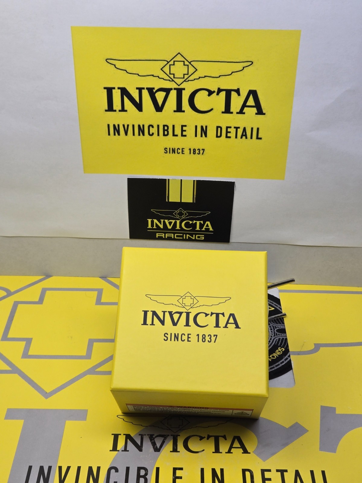 Invicta Specialty Lautus Unisex Watch w/Mother of Pearl, 38mm. Gold, Steel NEW!!