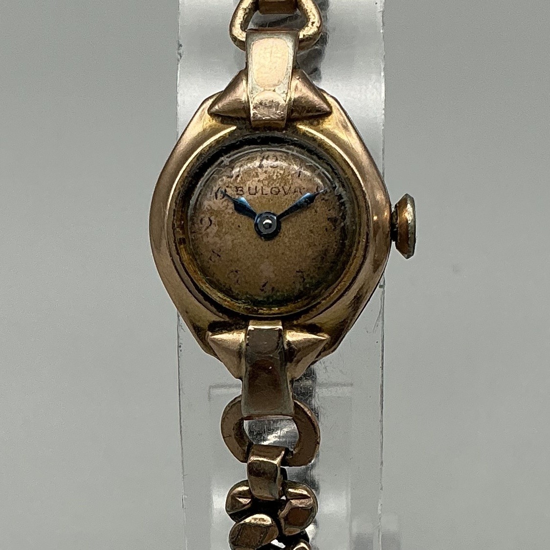 Vintage Bulova Womens Watch 16mm Gold Tone Manual Wind Stretch Bracelet