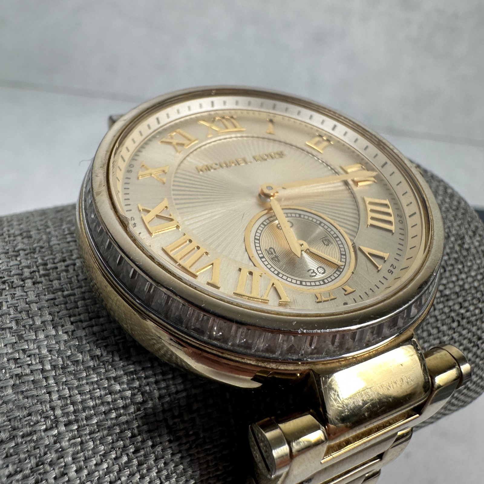 Michael Kors Watch Womens 40mm Champagne Dial Crystal Bezel Skylar Gold Tone