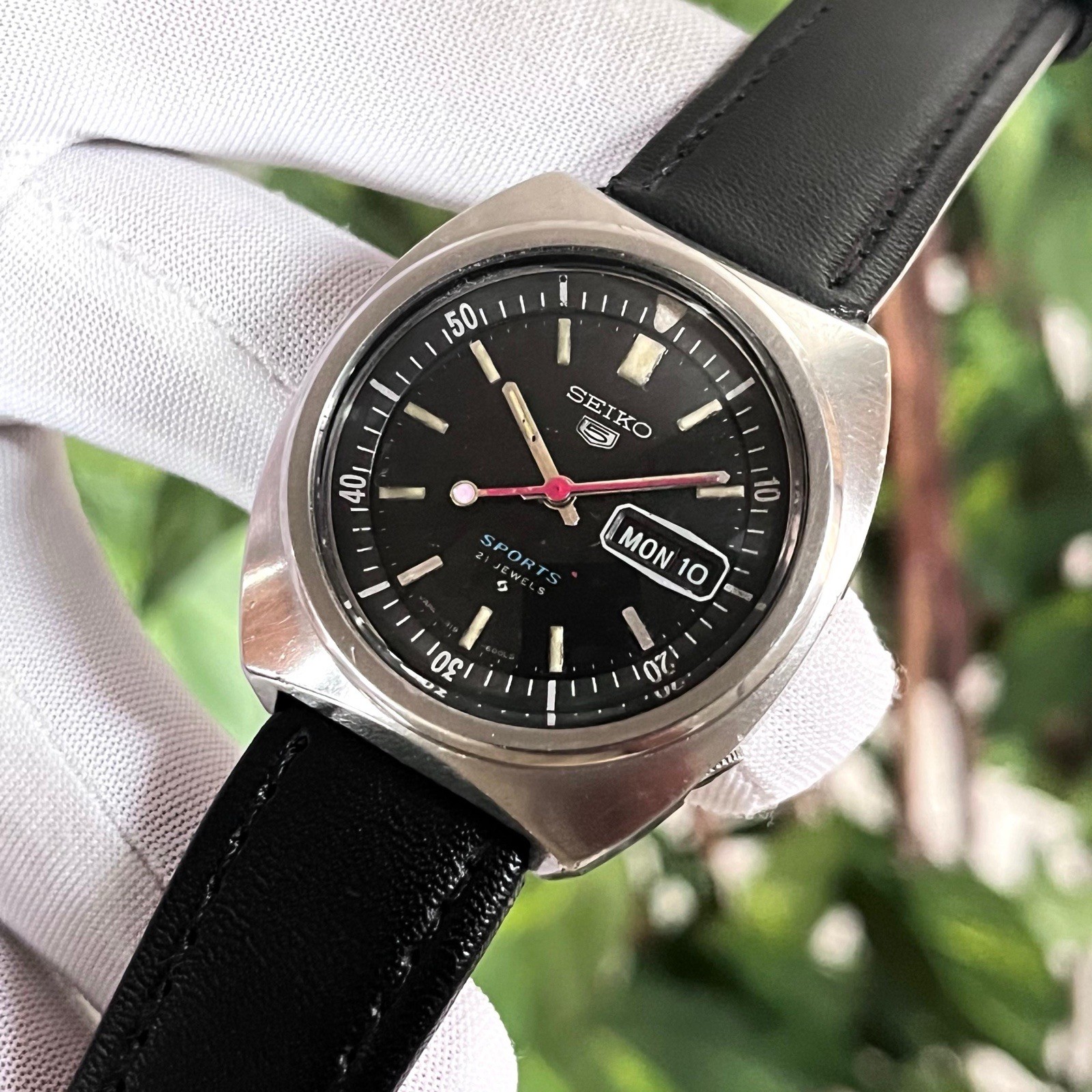 Vintage Seiko 5 Sports Diver Rotating Inner Ring Automatic Japan Watch 6319-6000