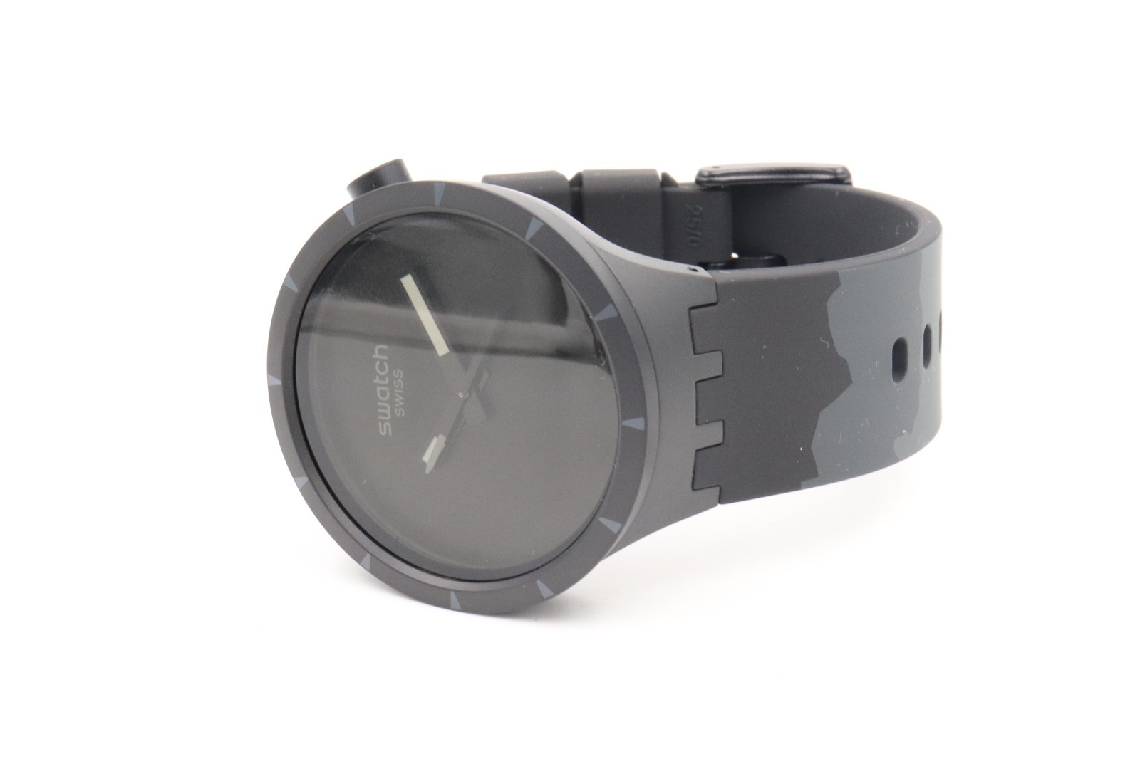 New Swiss Swatch BIG BOLD BIOCERAMIC BASALT Silicone Watch 147mm SB03B110 $145
