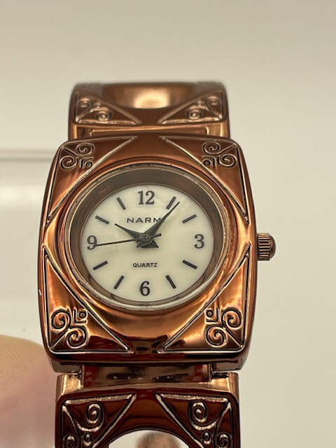 Vintage Watch, Narmi Rose Gold Gloss Finished, Works, New battery, No flaws, NOS