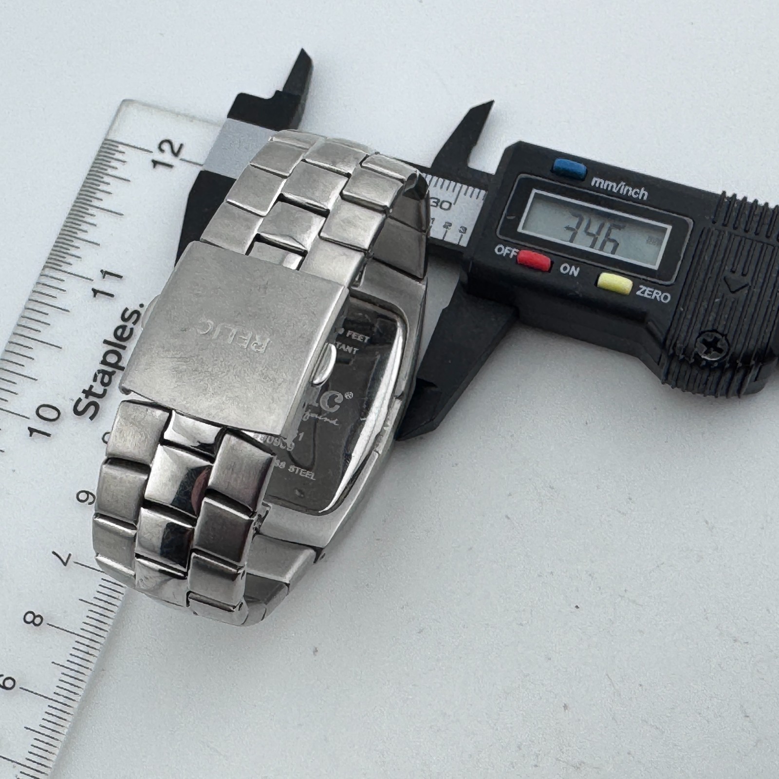 Relic Quartz Watch Men 30mm Silver Steel Barrel Cuff Date Analog New Batter 6.5″