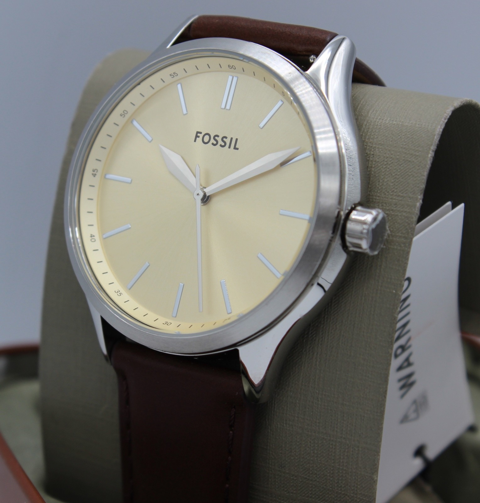 New Authentic Fossil Fenmore Midsize Slim Silver Cream Brown Men’s BQ2865 Watch