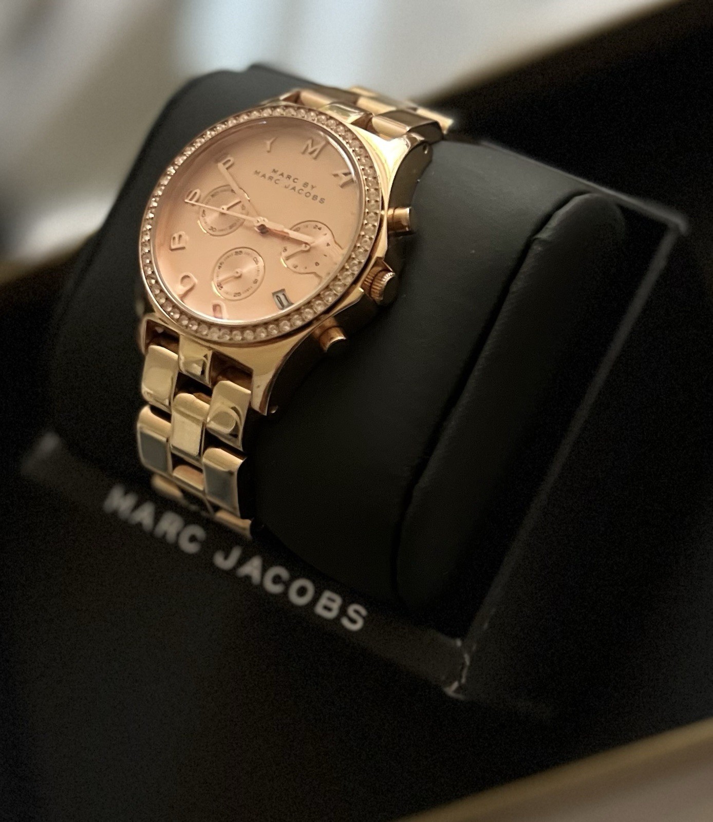 Marc by Marc Jacobs MBM3307 Rose Gold Quartz Watch Crystal Bezel Date Box
