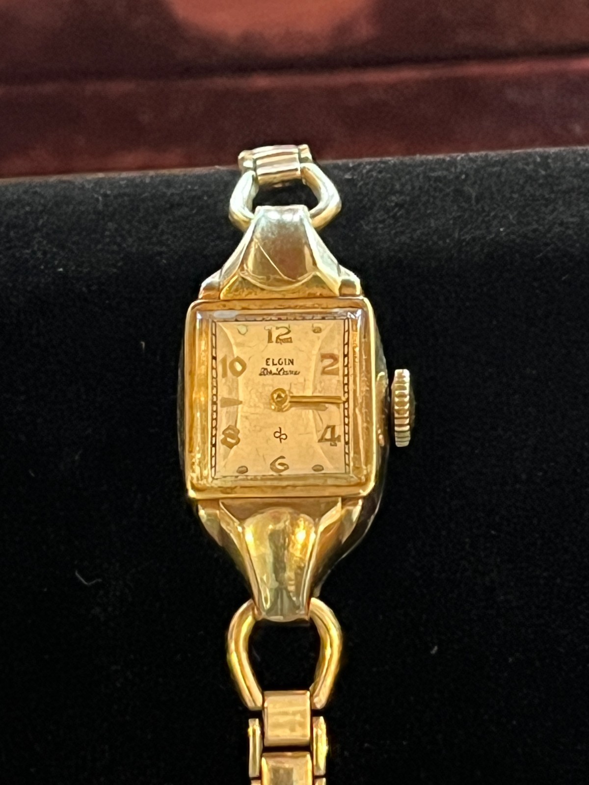 Vintage Late 1940s/1950s Elgin DeLuxe Ladies Tank Watch – 10K Gold Filled Casing