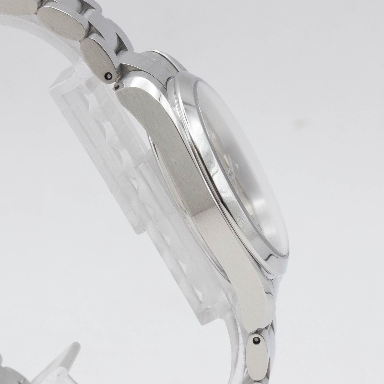 OMEGA Seamaster Aqua Terra 2518.30 Silver Dial Quartz Watch