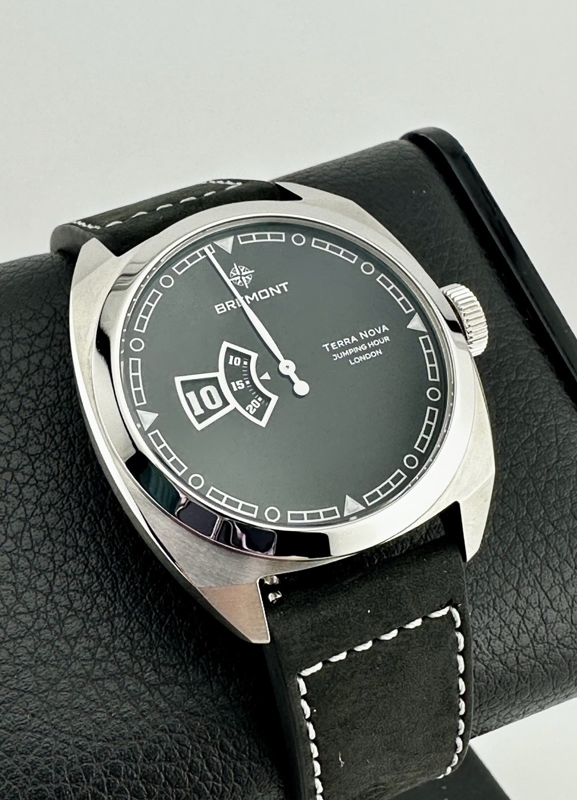 Bremont TERRA NOVA JUMPING HOUR 904L Stainless Steel 40.5mm 56 Hour Power Res