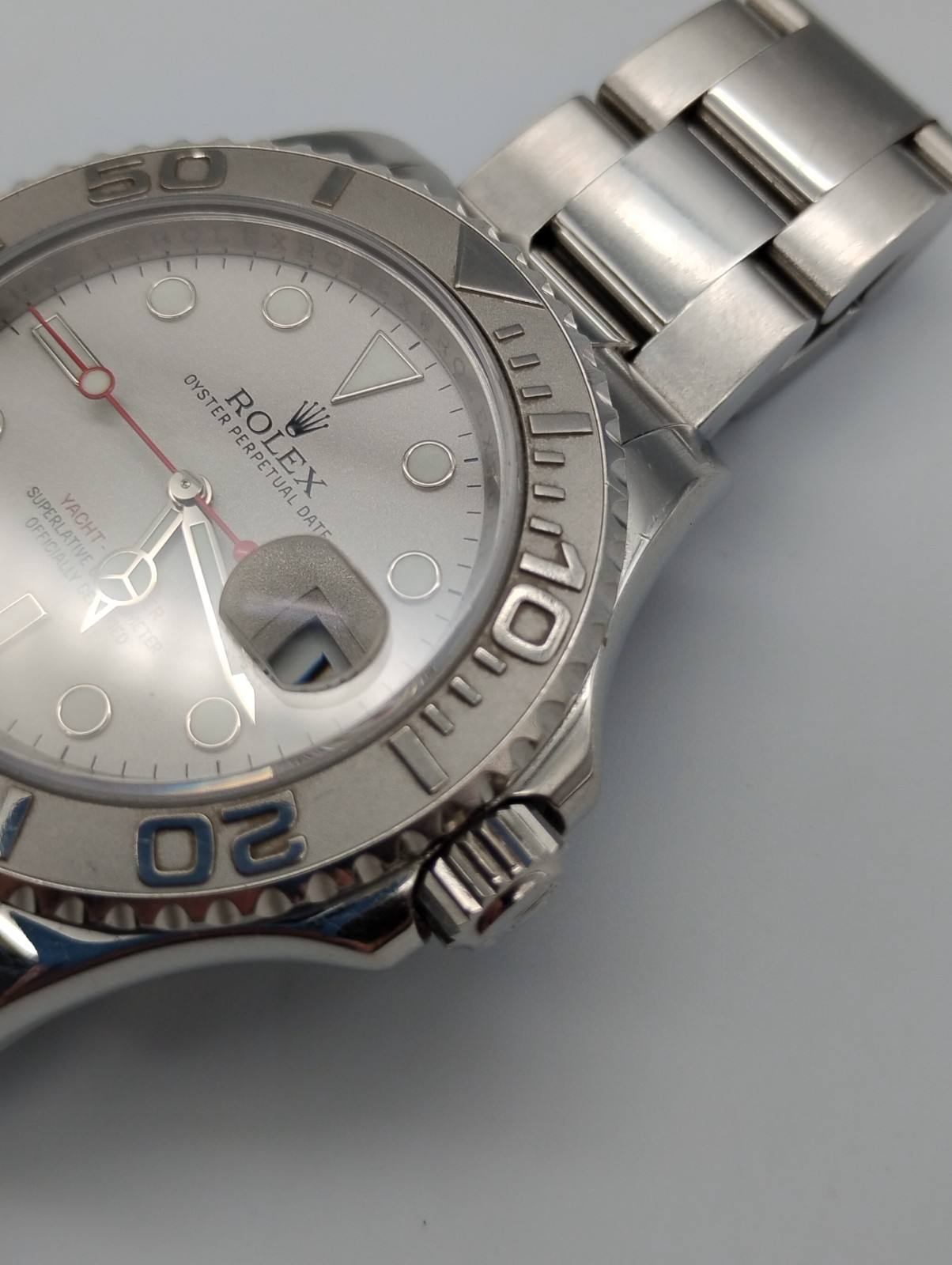 Rolex Yacht-Master 116622 40mm Stainless Steel | Platinum Dial & Platinum Bezel