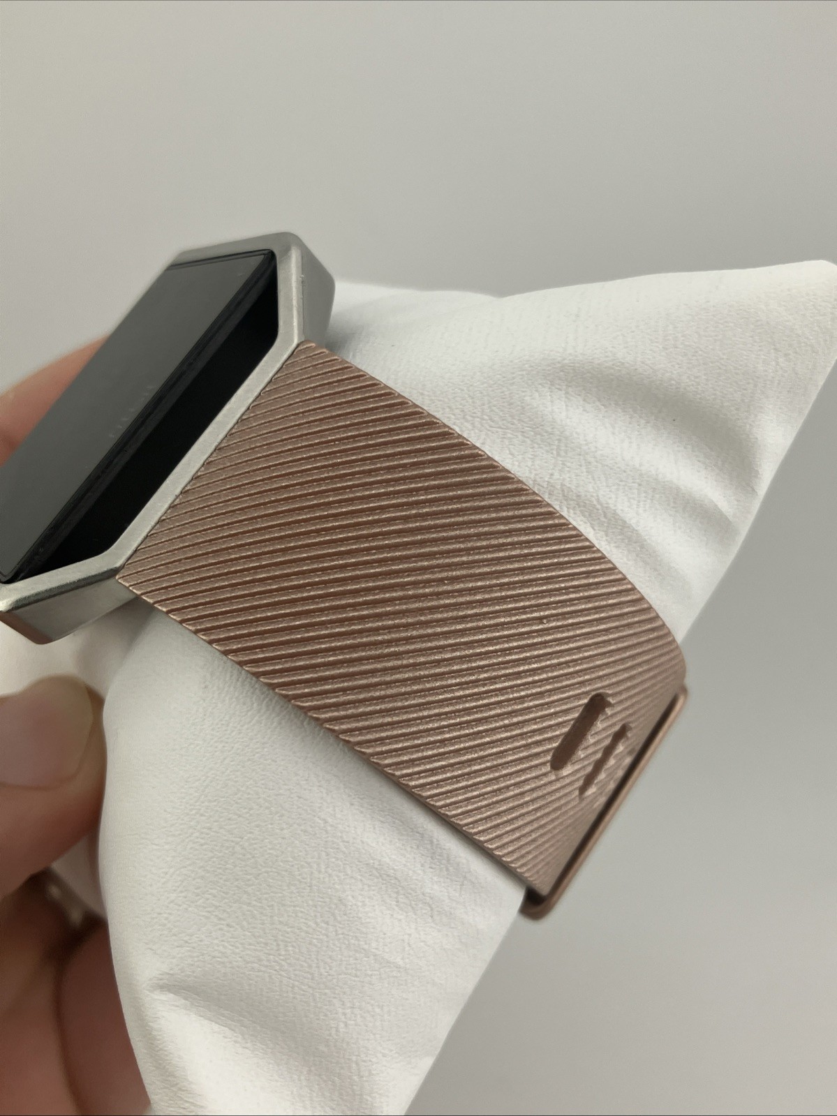 Fitbit Blaze FB502 40mm Smart Watch Silver/Rose Gold Tone w/ Charger Tested/Runs