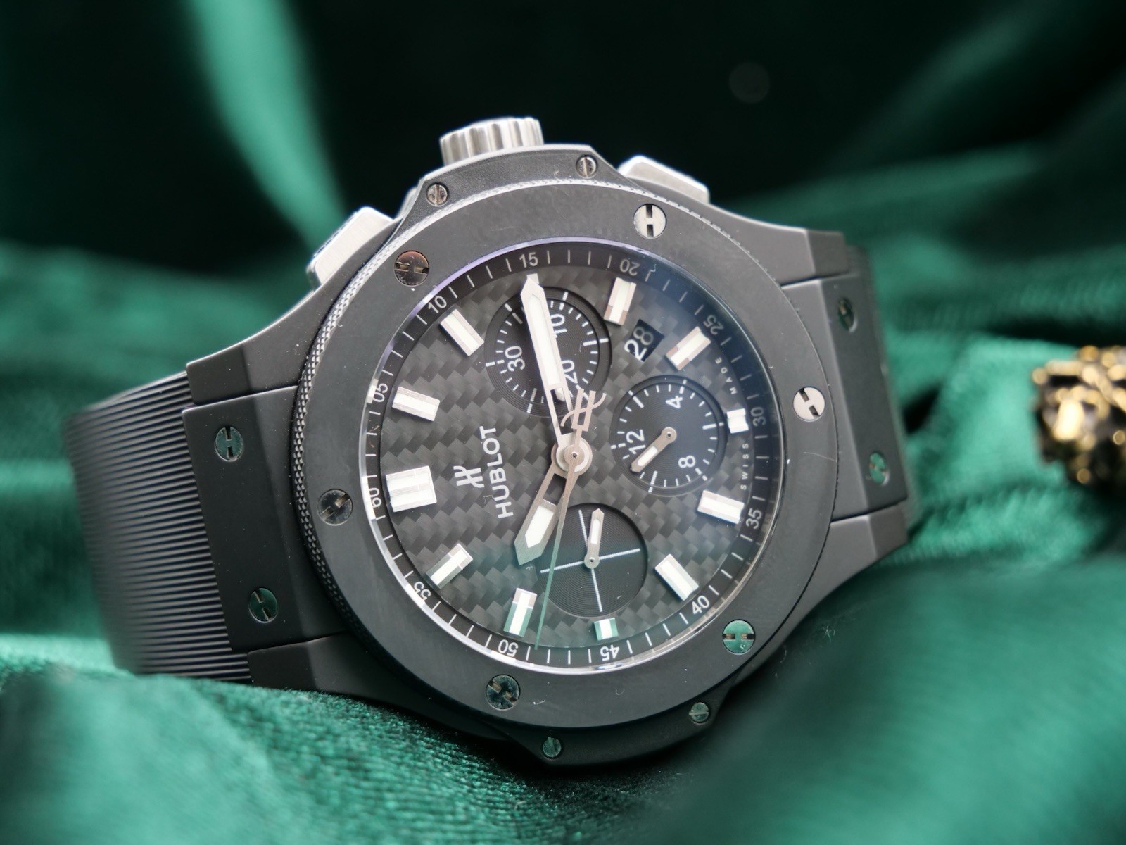 Hublot Big Bang Black Magic Carbon Fiber Dial Ceramic 301.CI.1770.RX B &P 2021
