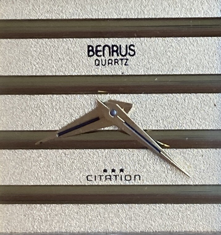 NOT WORKING Vintage Benrus Citation Tank Men’s Quartz Watch Gold Case Japan