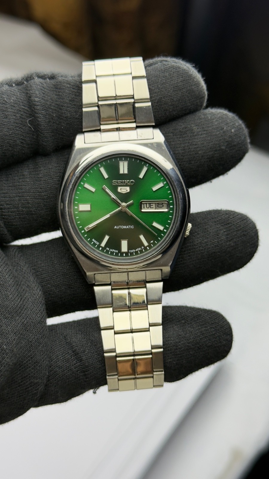 Lot of 4 Vintage Seiko 5 Automatic Day-Date Men’s Japanese Watche 7009