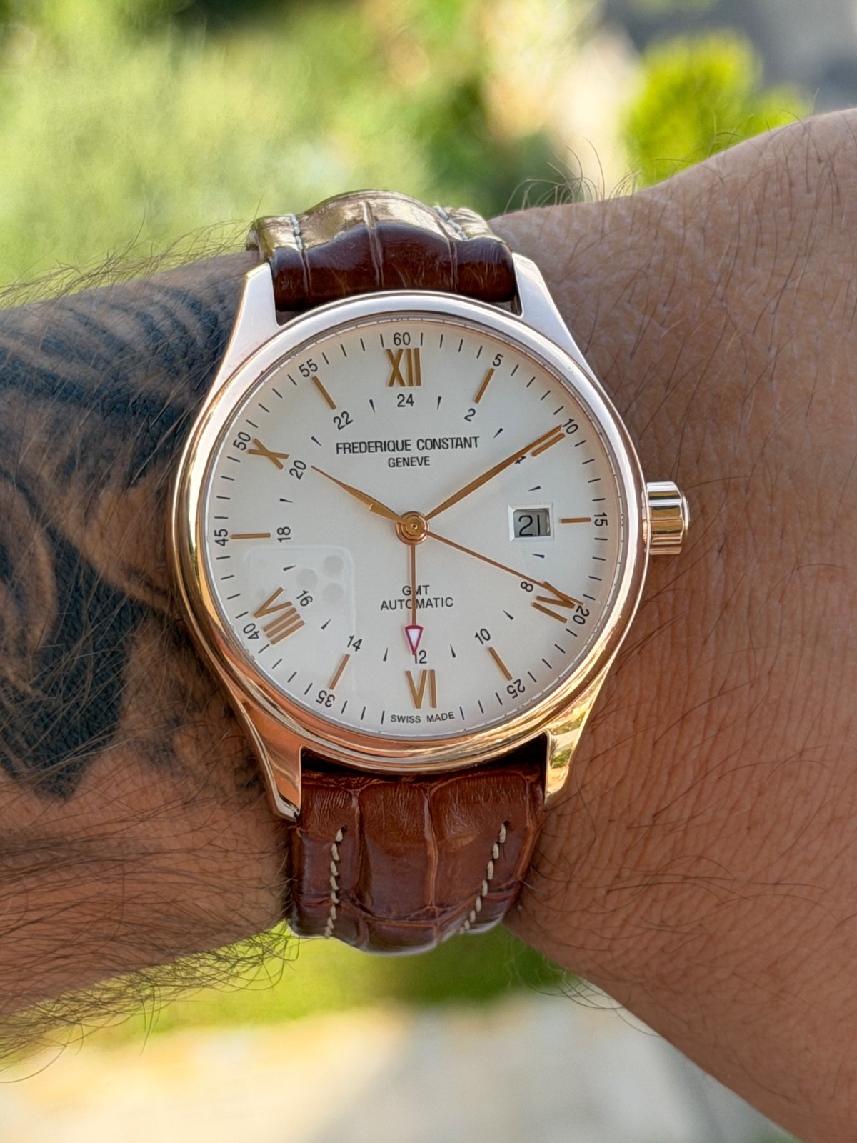 Frederique Constant Classics Automatic GMT FC-350X5B4/6 PVD Rose Gold 42 mm