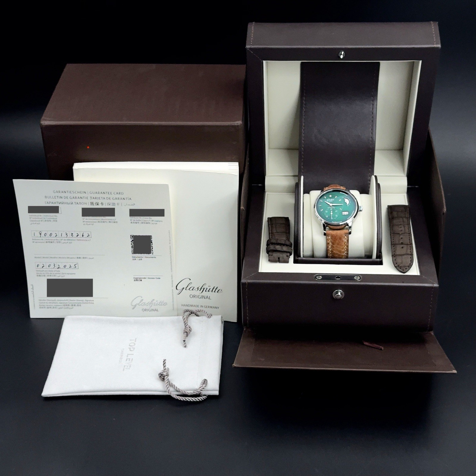 Glashütte Original PanoMaticLunar 1-90-02-14-32-62 40mm Green Dial Full Set
